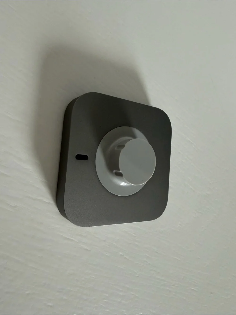 Oura Ring 4 in Gold Size 8